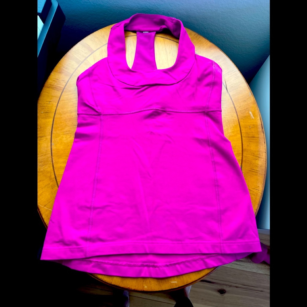 Lululemon top size 6